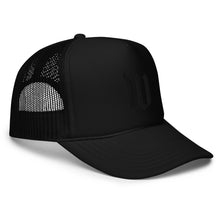 Charger l'image dans la galerie, W Casquette trucker en mousse