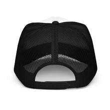 Charger l'image dans la galerie, W Casquette trucker en mousse