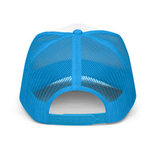 Charger l'image dans la galerie, W Casquette trucker en mousse