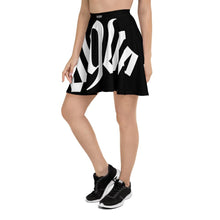 Charger l&#39;image dans la galerie, W9VE LOGO Skater Skirt
